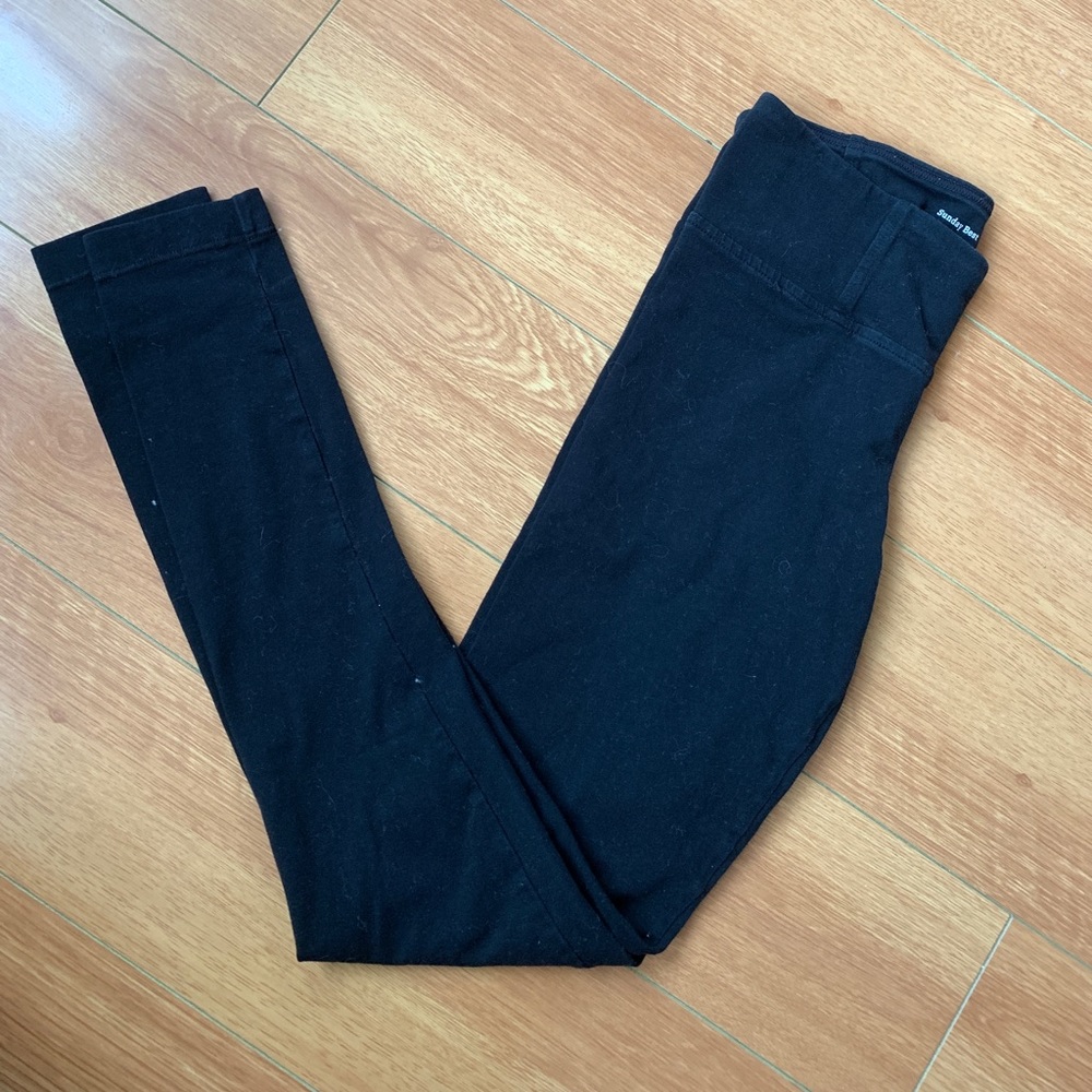 Aritzia Sunday best black leggings